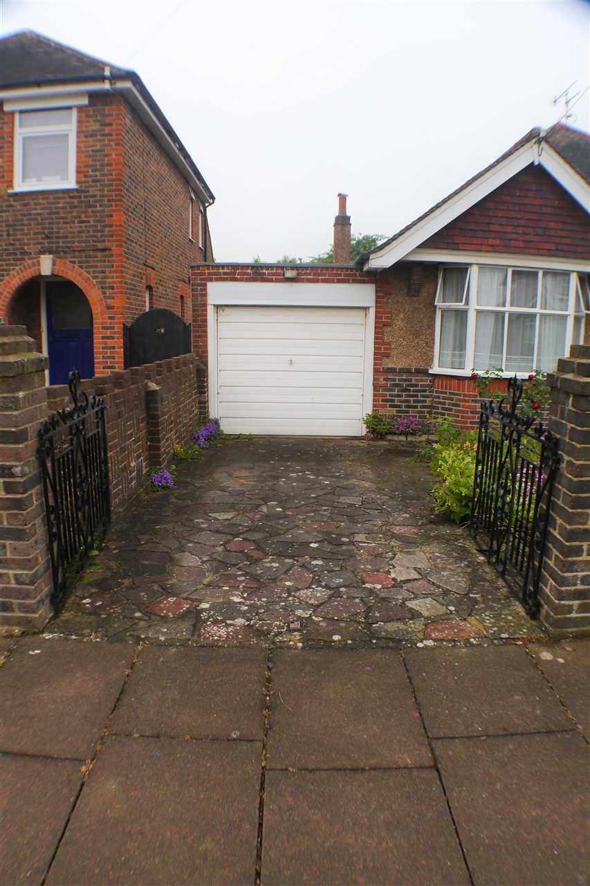 Livesay Crescent, Worthing